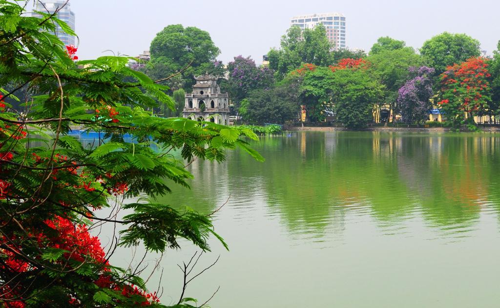 Splendid Star Suites Hotel Hanoi Exterior photo
