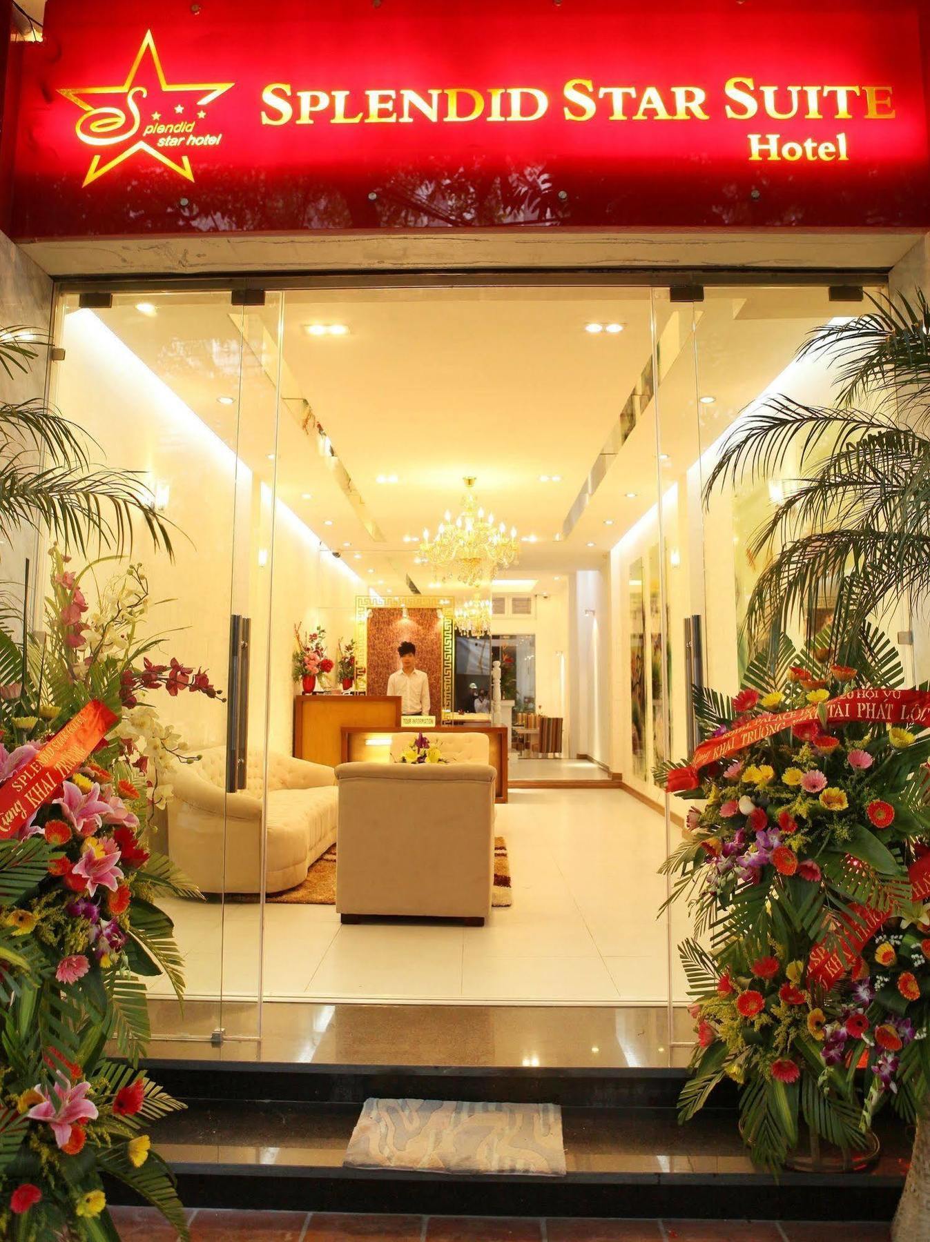 Splendid Star Suites Hotel Hanoi Room photo